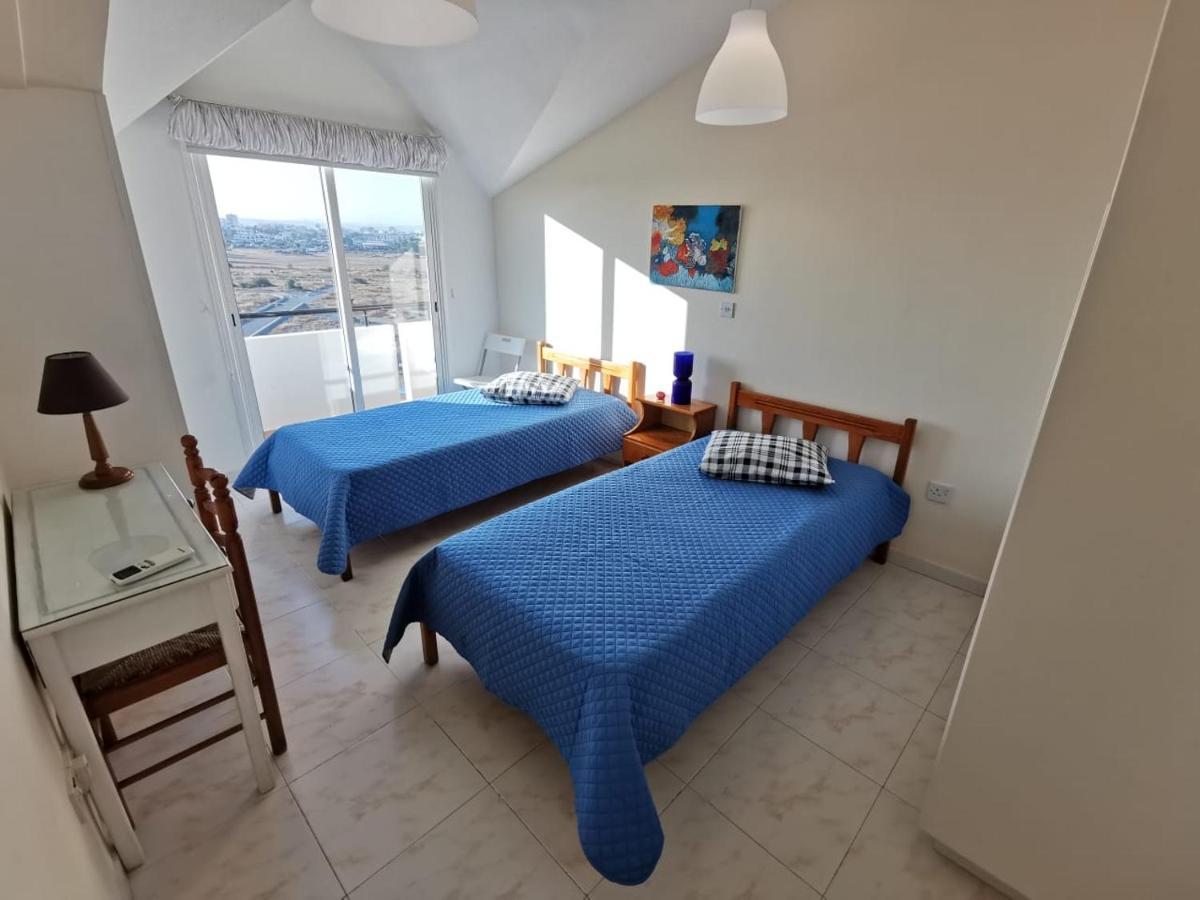 Must Stay - Sea & Salt Lake Panoramic View Apt Larnaca Buitenkant foto