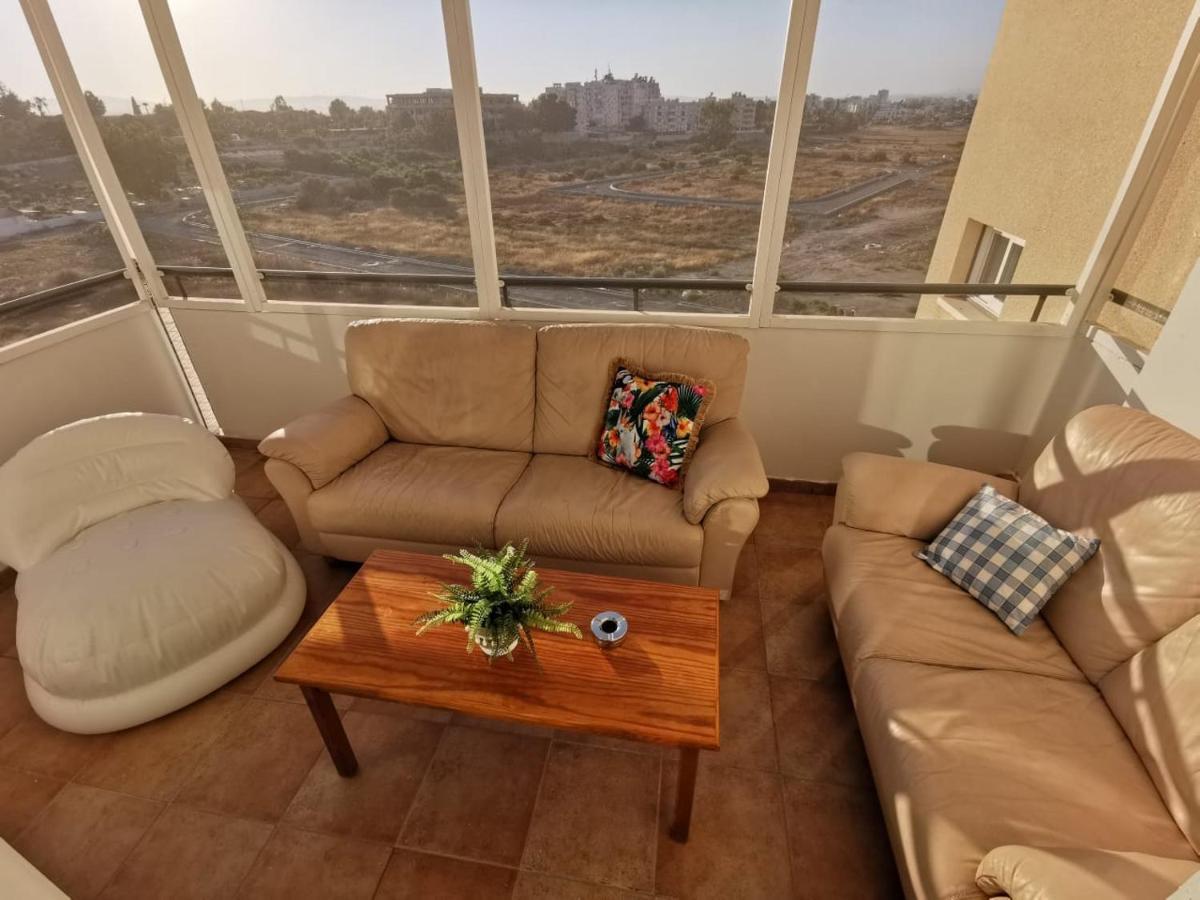 Must Stay - Sea & Salt Lake Panoramic View Apt Larnaca Buitenkant foto