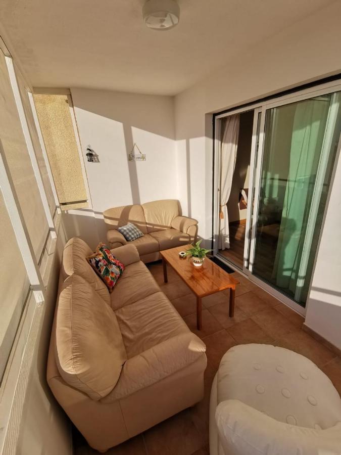 Must Stay - Sea & Salt Lake Panoramic View Apt Larnaca Buitenkant foto